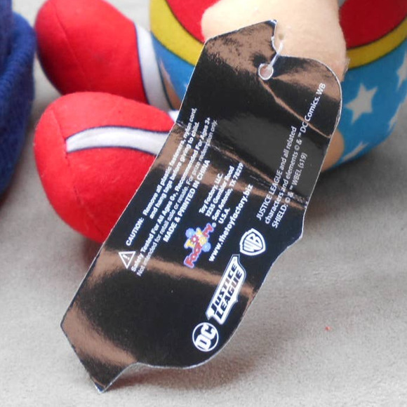 DC Wonder Woman Lot: Blue Beanie w/Pom & Toy Factory Plush Justice League - Picture 7 of 9